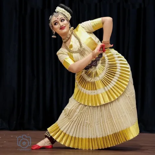 Mohiniattam